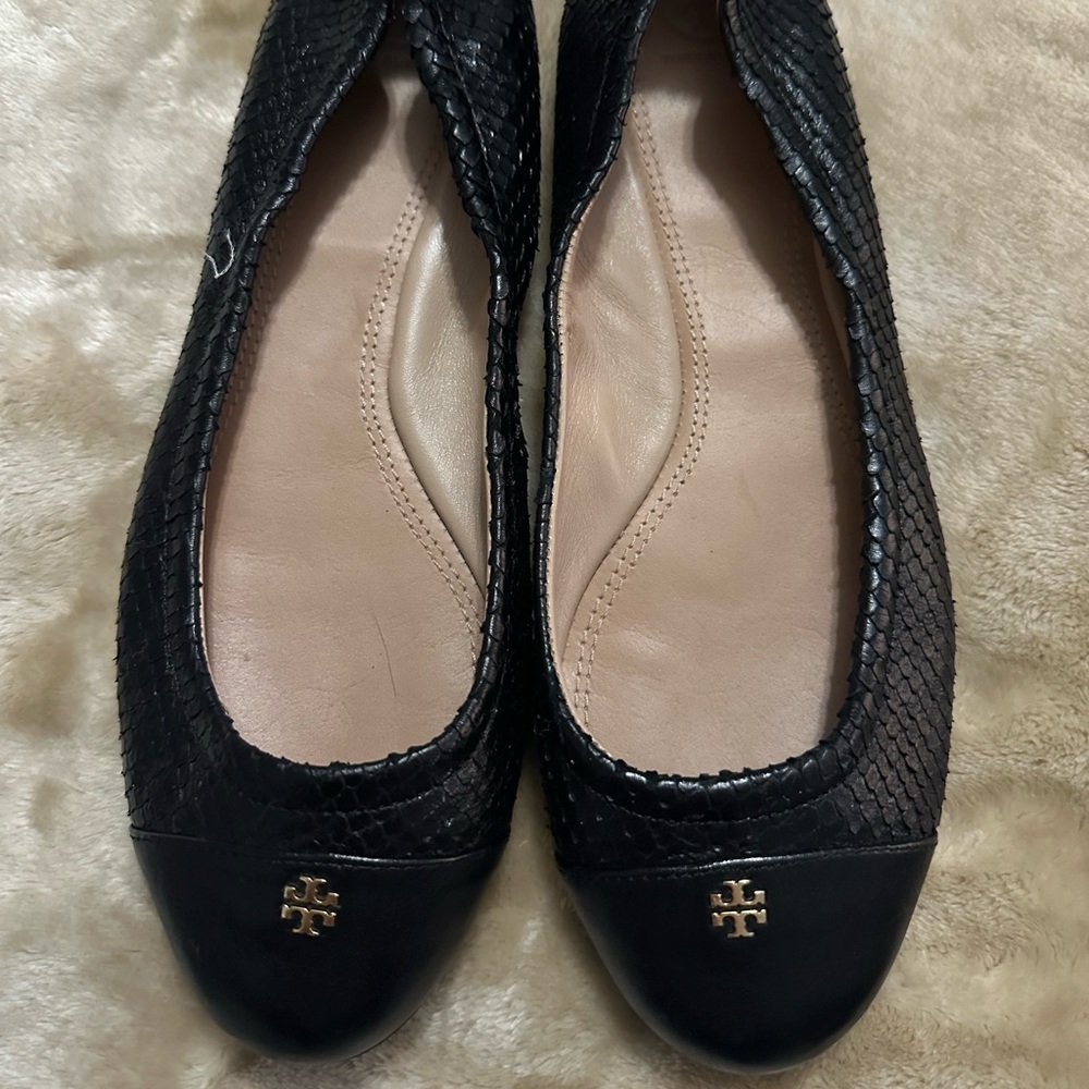 NWOB Leather Tory Burch Black Ballet Flats